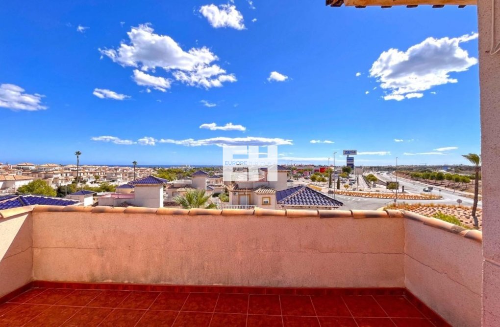 Herverkoop - villa - La Zenia - Costa Blanca