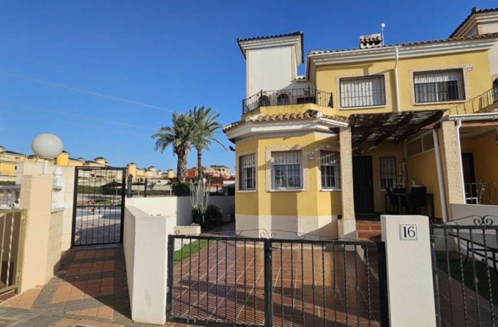 Herverkoop - villa - Lo Crispin - Inland