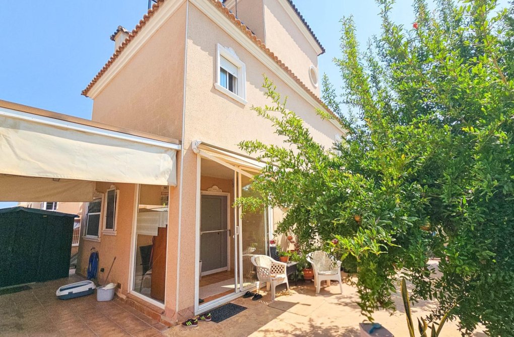 Herverkoop - villa - Orihuela Costa - Cabo Roig