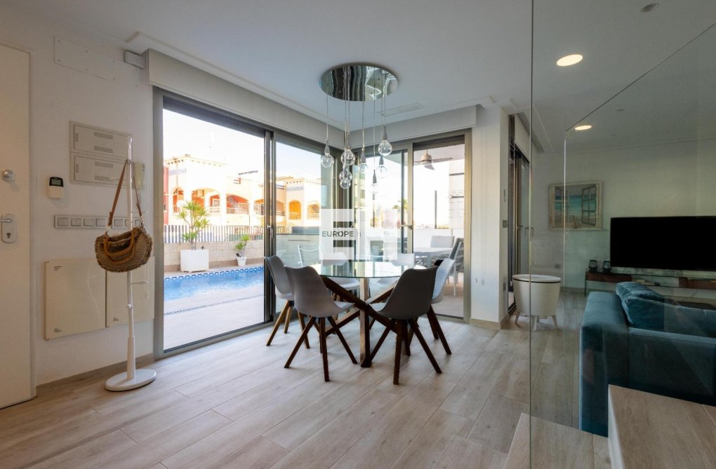 Herverkoop - villa - Orihuela Costa - Costa Blanca