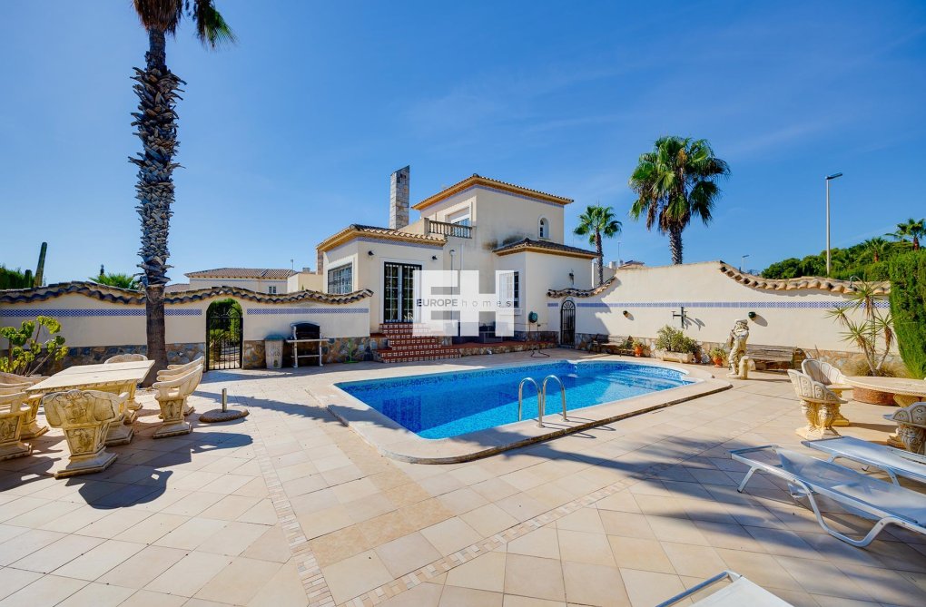 Herverkoop - villa - Orihuela Costa - Costa Blanca