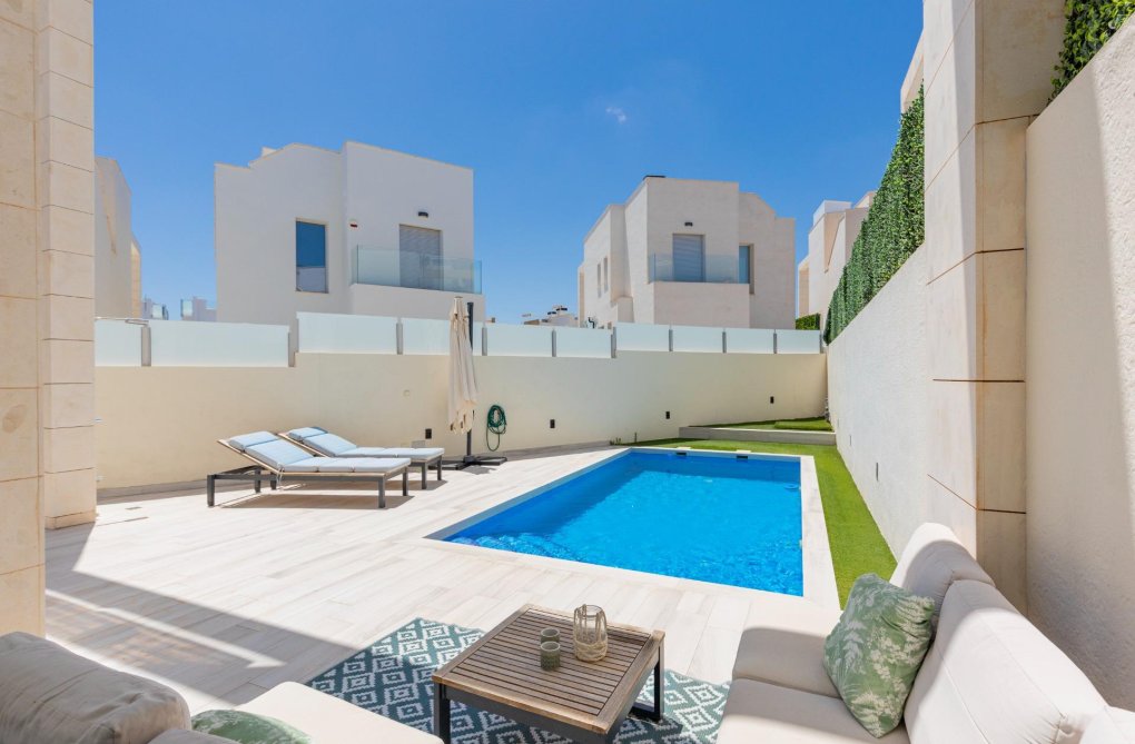 Herverkoop - villa - Orihuela Costa - Lomas de Cabo Roig