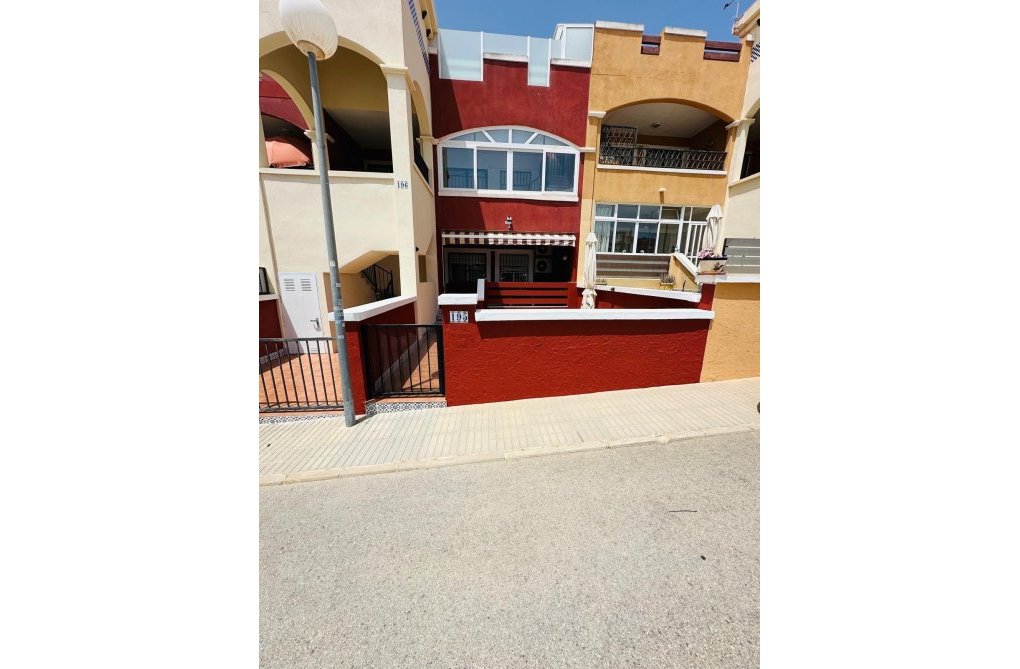 Herverkoop - villa - Orihuela Costa - Los Altos