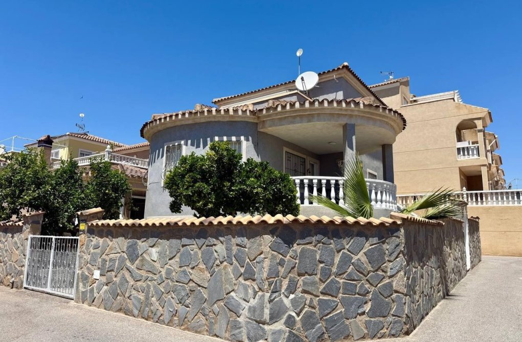 Herverkoop - villa - Orihuela Costa - Playa Flamenca