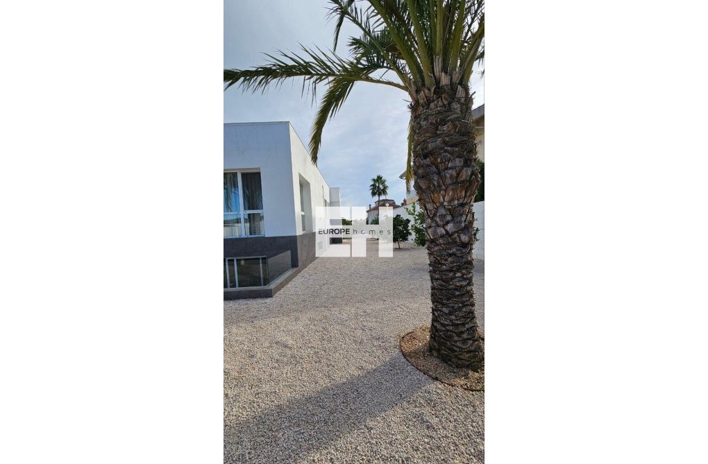 Herverkoop - villa - Orihuela - Urb. Montepinar