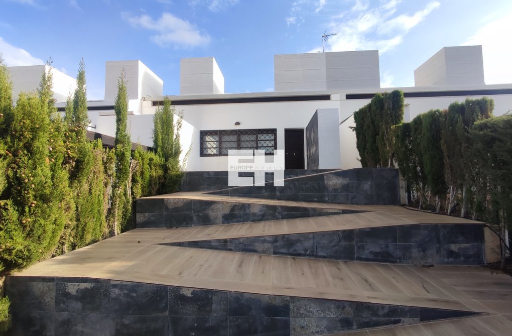 Herverkoop - villa - Peraleja Golf - Inland