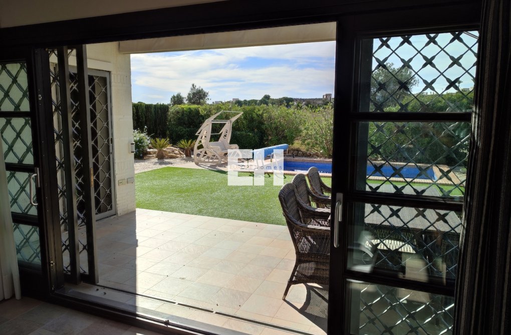 Herverkoop - villa - Peraleja Golf - Inland