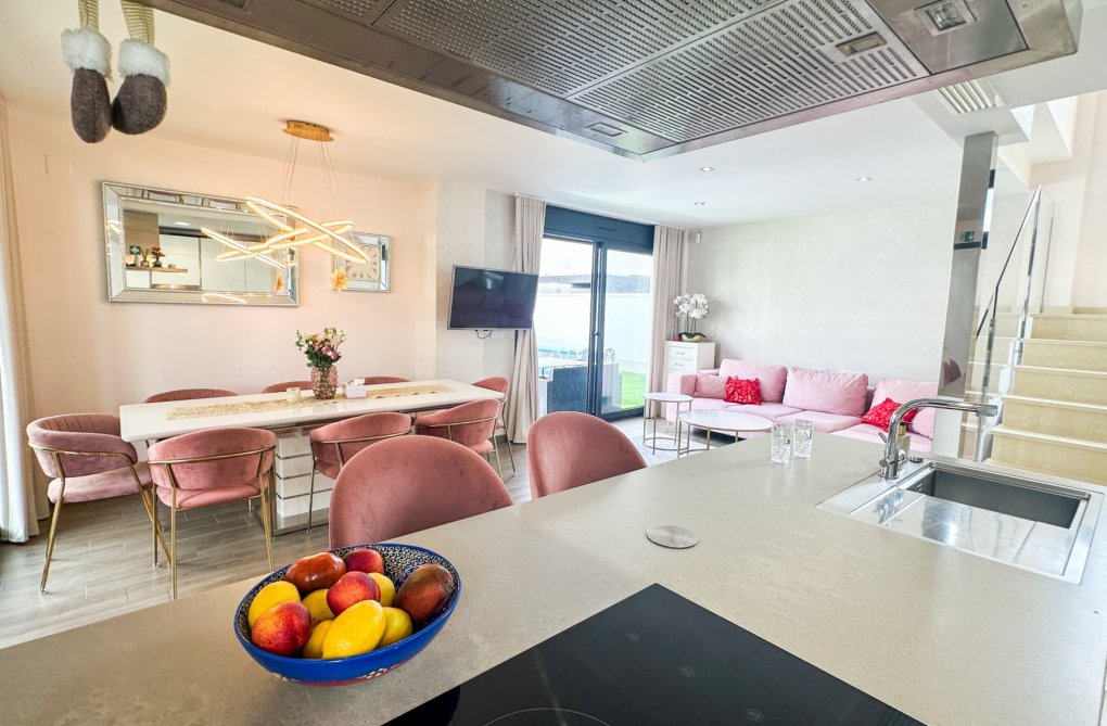 Herverkoop - villa - Torrevieja - Costa Blanca