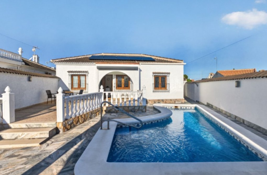 Herverkoop - villa - Torrevieja - Costa Blanca