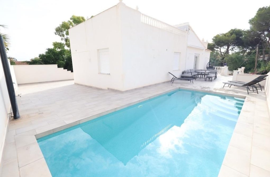 Herverkoop - villa - Torrevieja - Costa Blanca