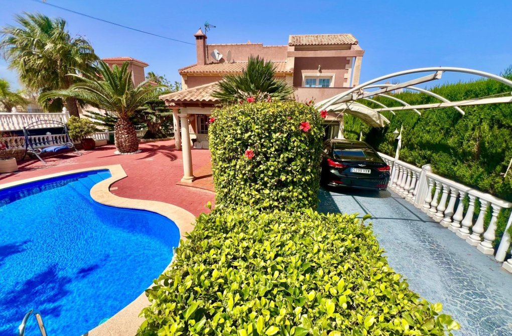 Herverkoop - villa - Torrevieja - Los Balcones - Los Altos Del Edén