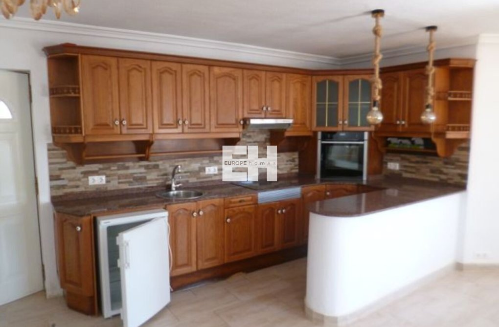 Herverkoop - villa - Villamartin - Costa Blanca