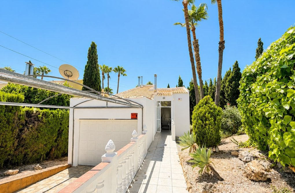 Herverkoop - villa - Villamartin - Costa Blanca