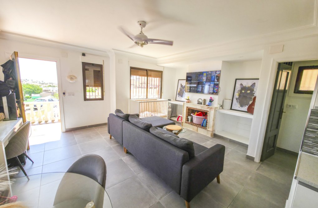 Herverkoop - villa - Villamartin - Costa Blanca