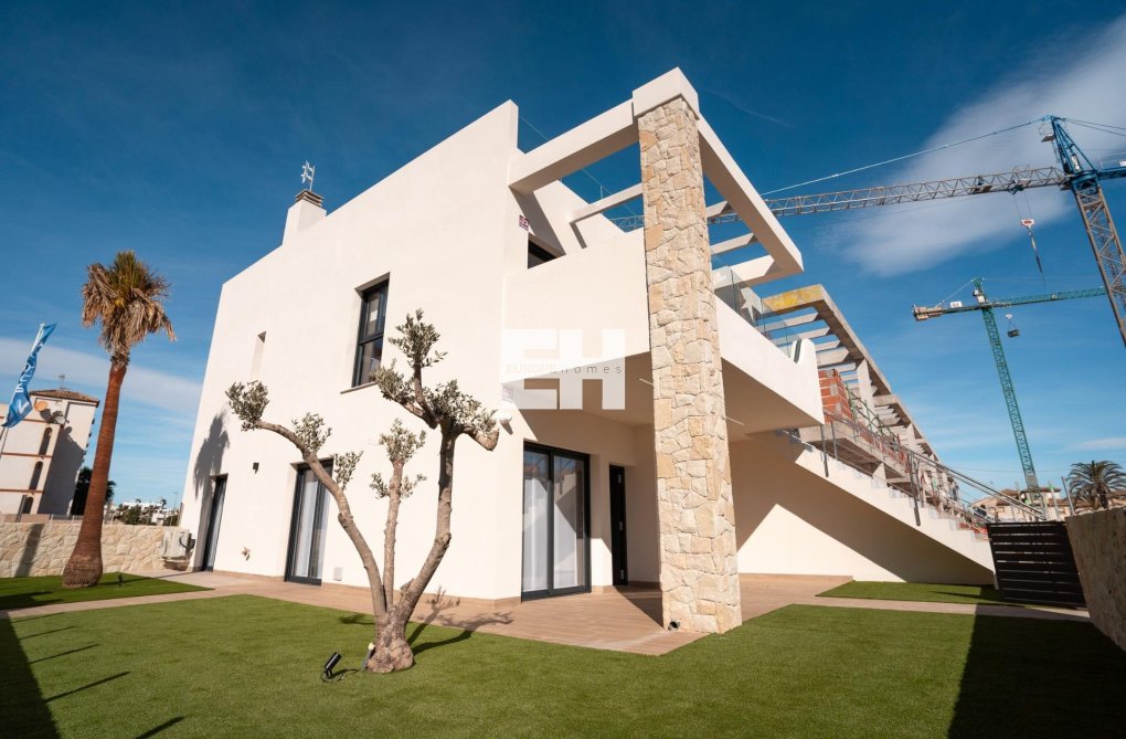 Obra Nueva - Bungalow en planta baja - Pilar de la Horadada - pueblo