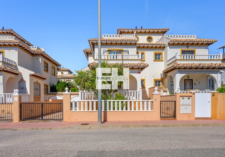 Quad House - Revente - Cabo Roig - Costa Blanca