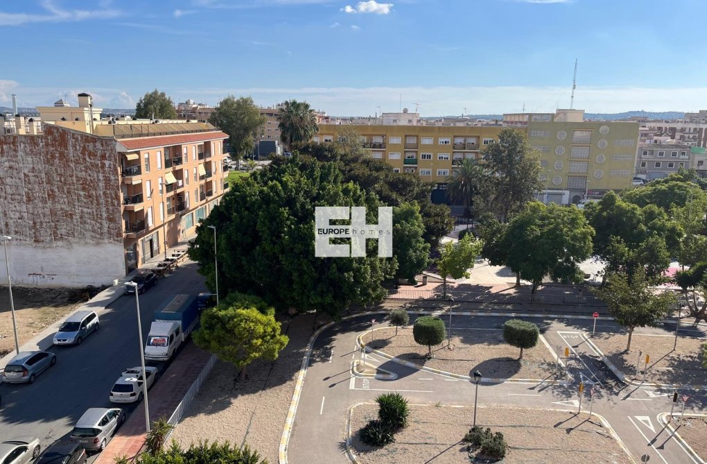 Resale - Apartment - Almoradí