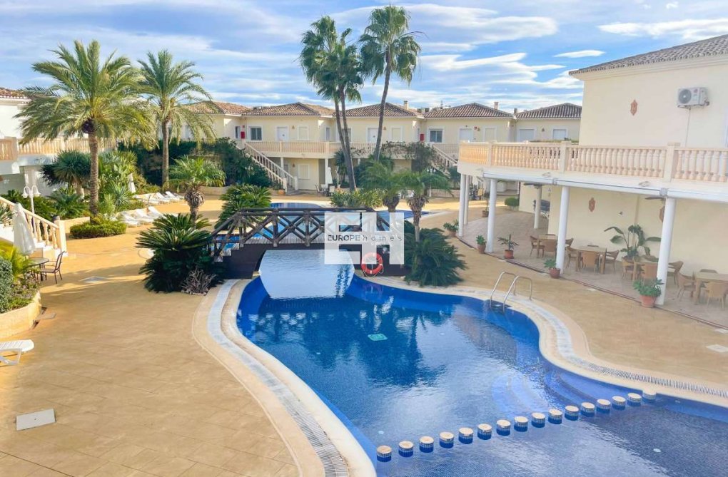 Resale - Apartment - Benissa Costa - Costa Blanca