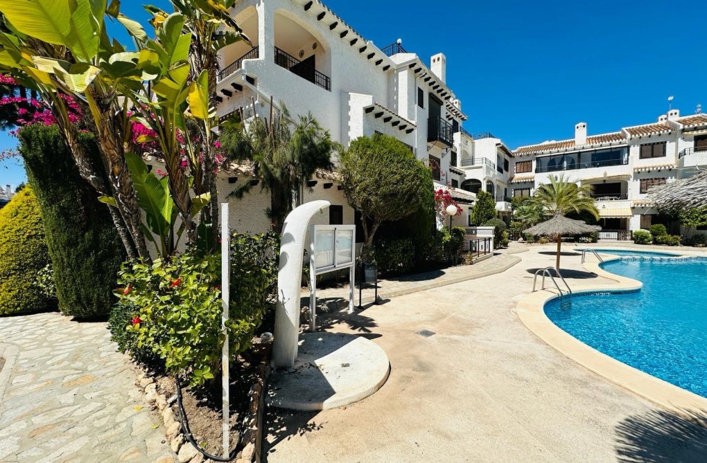 Resale - Apartment - Cabo Roig