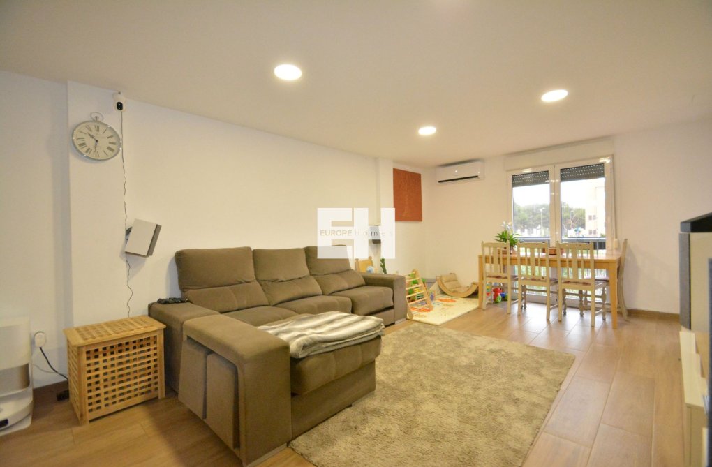 Resale - Apartment - Guardamar del Segura - Costa Blanca