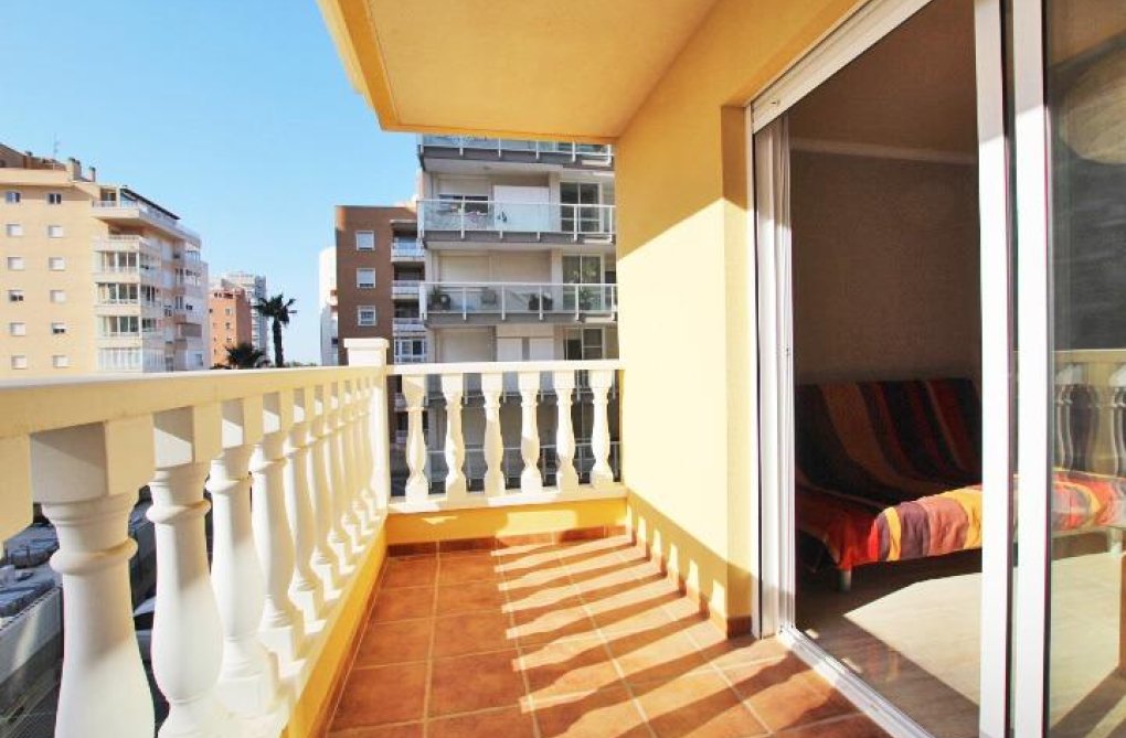 Resale - Apartment - Guardamar del Segura - Puerto Deportivo