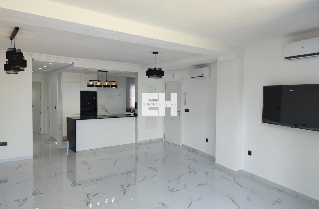 Resale - Apartment - Hacienda Riquelme Golf Resort - Inland