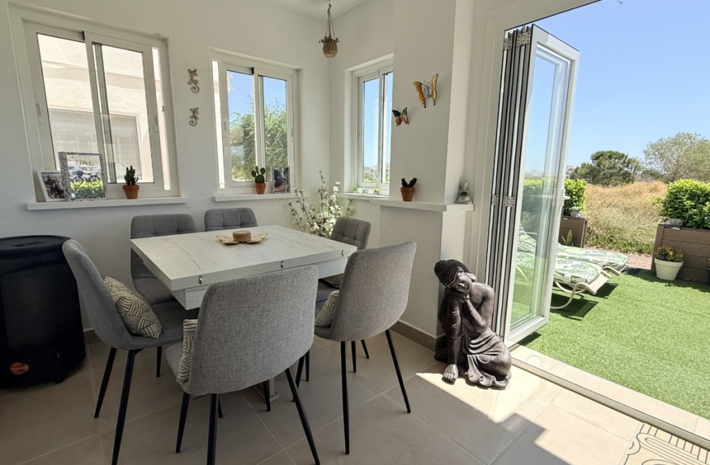 Resale - Apartment - Hacienda Riquelme Golf Resort - Inland