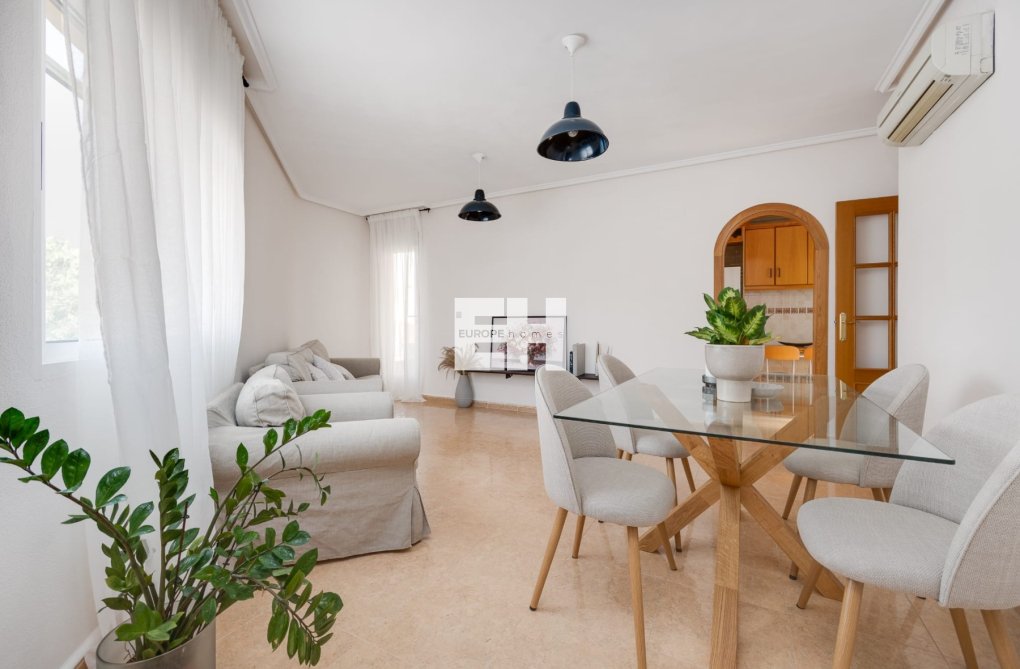 Resale - Apartment - Jacarilla - Inland