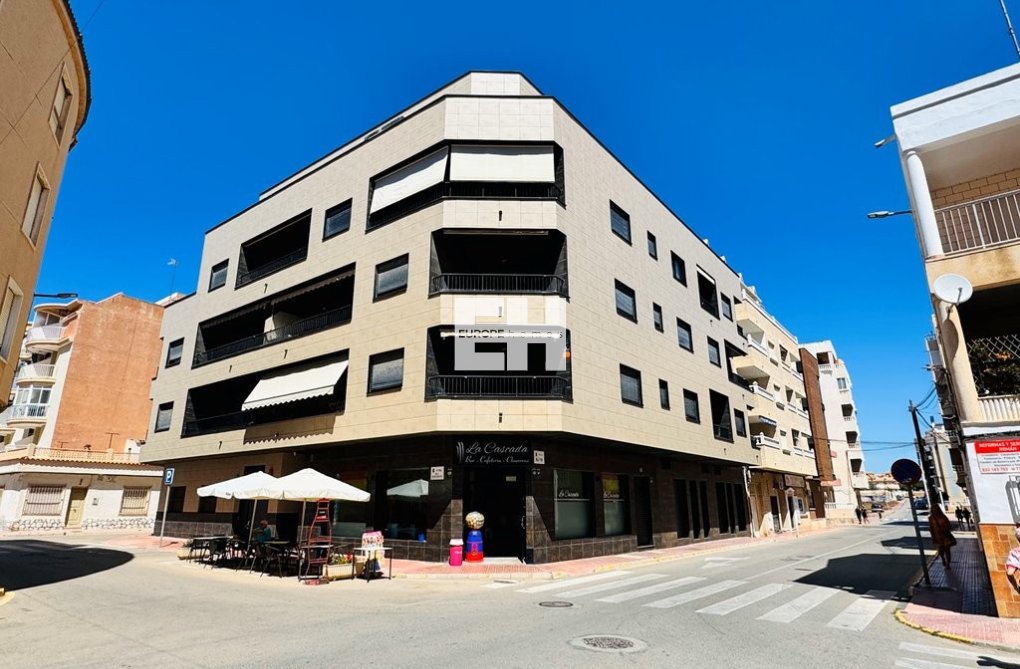 Resale - Apartment - La Mata - Costa Blanca