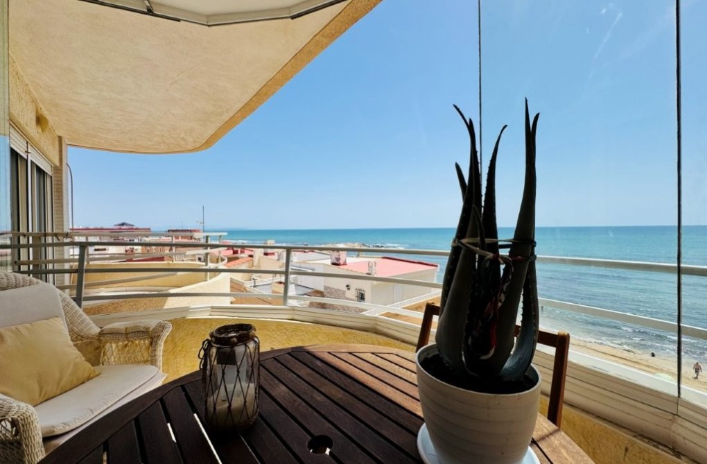 Resale - Apartment - La Mata - Costa Blanca