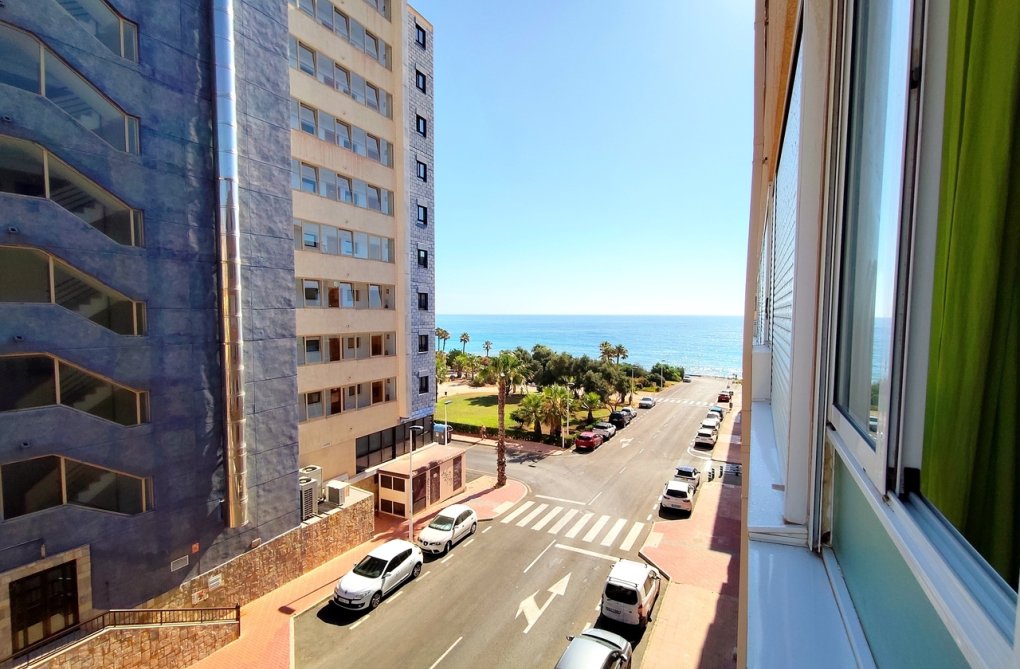 Resale - Apartment - La Mata - Costa Blanca
