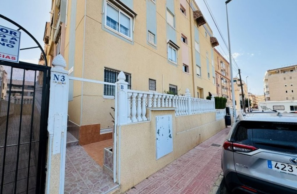 Resale - Apartment - La Mata - Costa Blanca