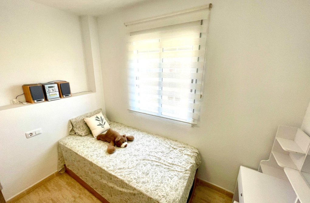 Resale - Apartment - La Siesta - Costa Blanca