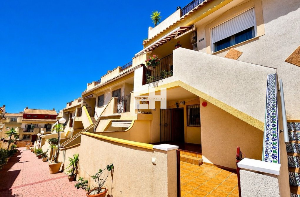 Resale - Apartment - La Zenia - Costa Blanca