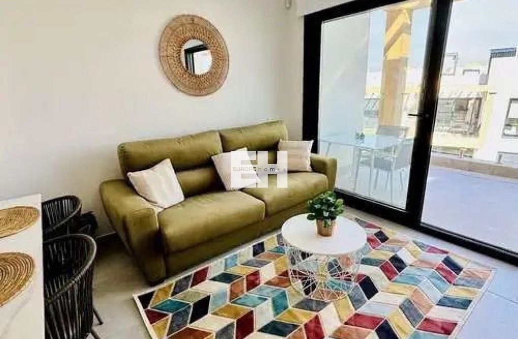 Resale - Apartment - Las Filipinas - Inland