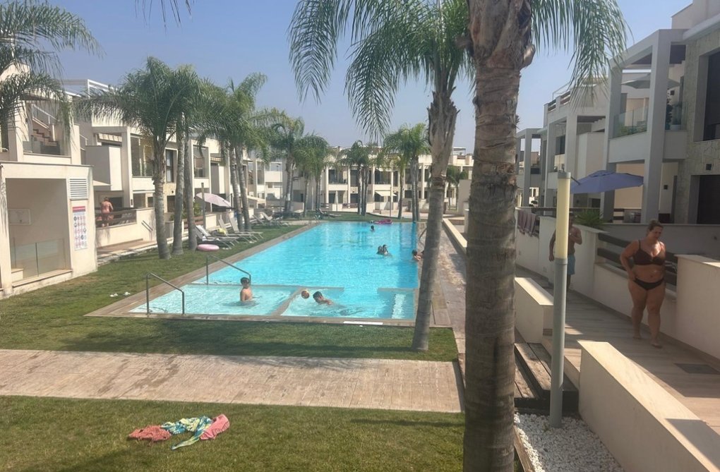 Resale - Apartment - Los Balcones - AMAY Urbanisation
