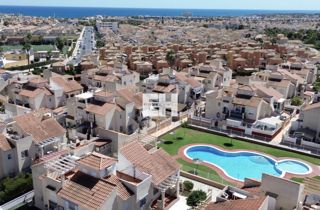 Resale - Apartment - Orihuela Costa - Costa Blanca