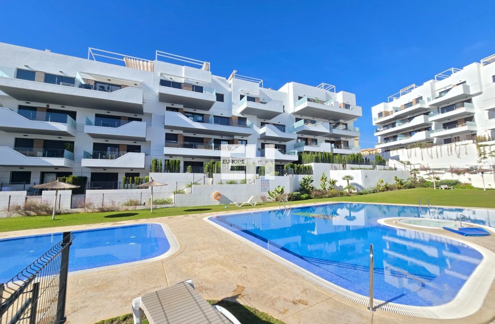 Resale - Apartment - Orihuela Costa - Costa Blanca