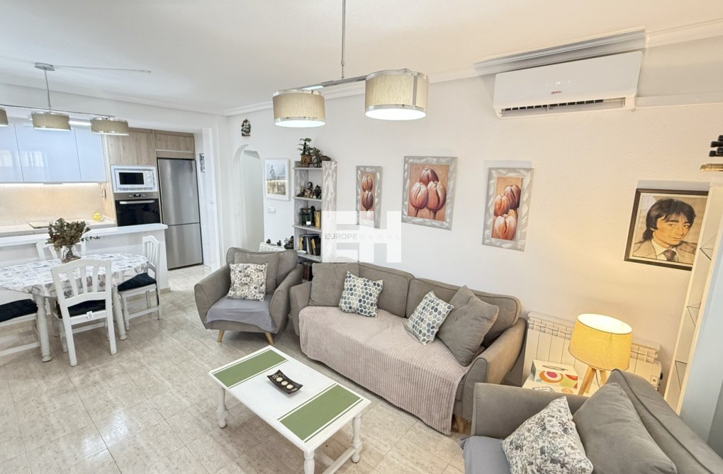 Resale - Apartment - Orihuela Costa - Costa Blanca