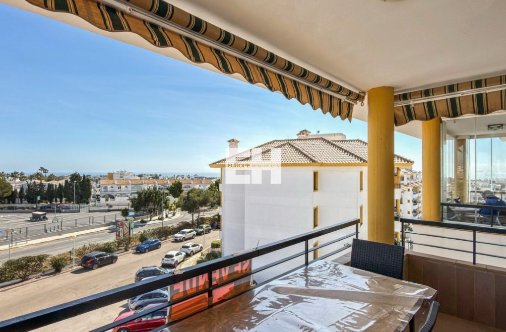 Resale - Apartment - Orihuela Costa - Costa Blanca