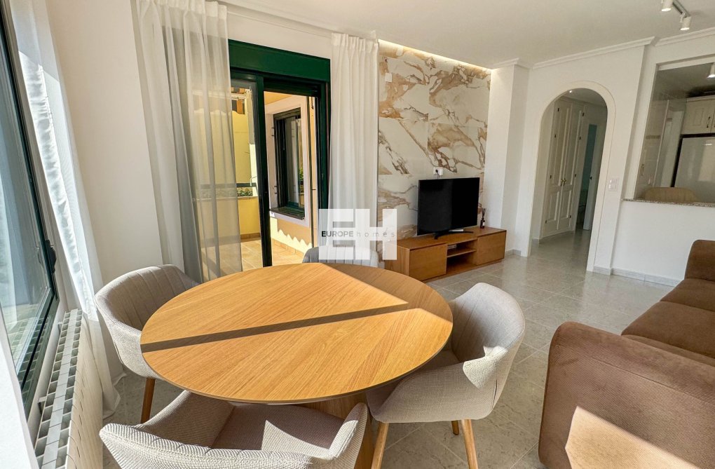 Resale - Apartment - Orihuela Costa - Costa Blanca