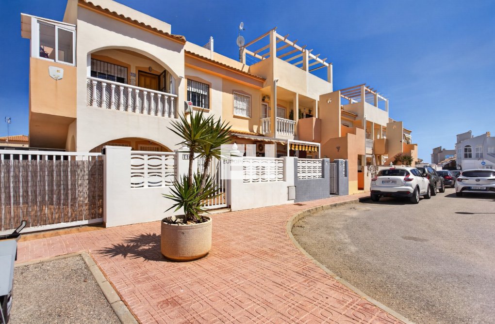 Resale - Apartment - Orihuela Costa - Costa Blanca