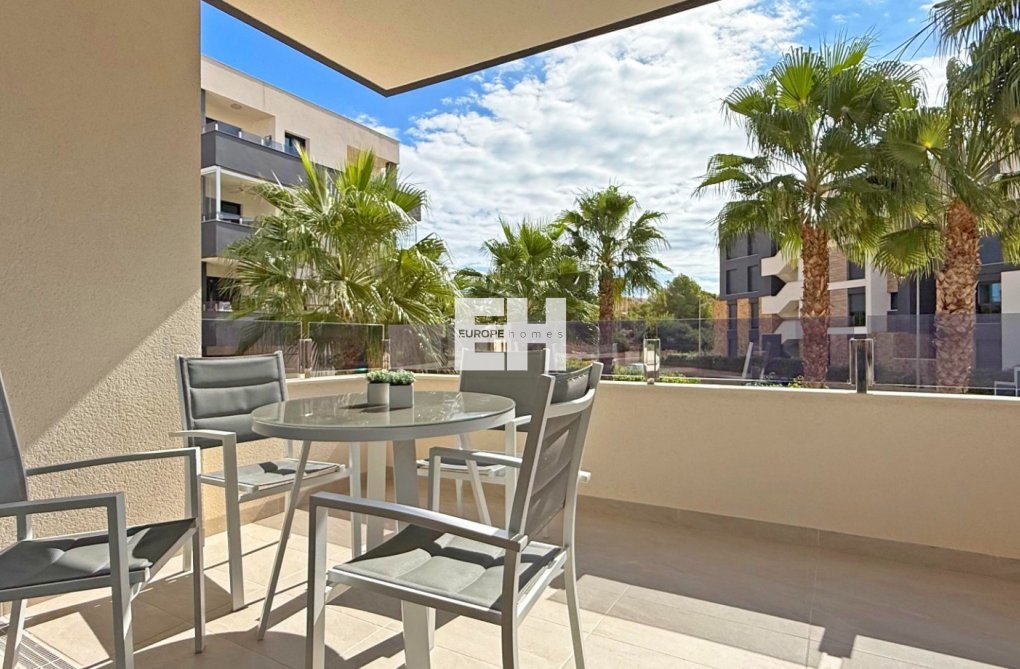 Resale - Apartment - Orihuela Costa - Costa Blanca