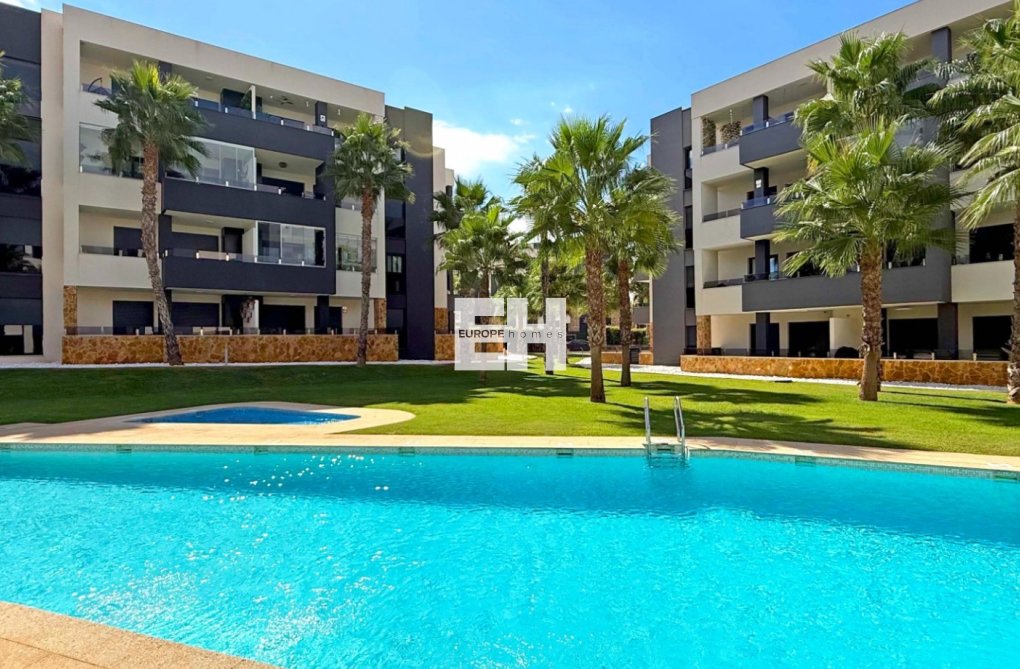 Resale - Apartment - Orihuela Costa - Costa Blanca