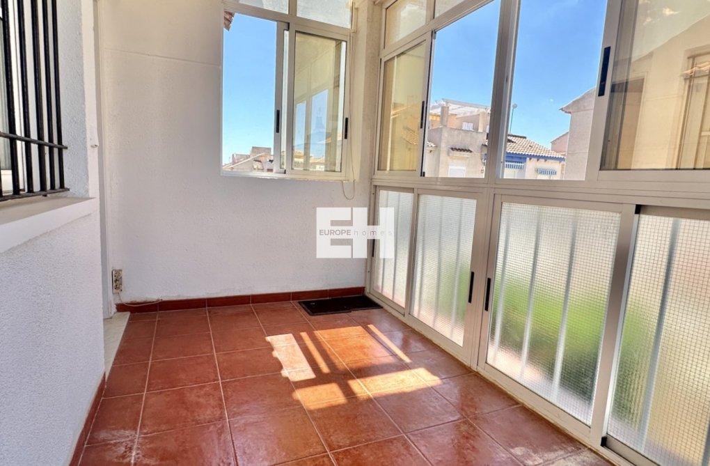 Resale - Apartment - Orihuela Costa - Costa Blanca