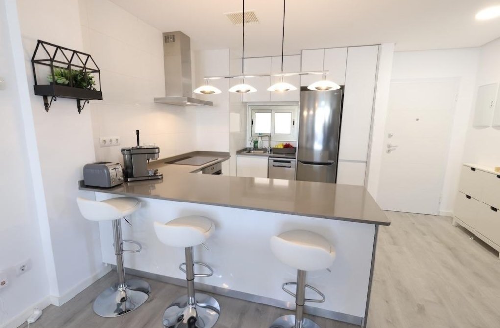 Resale - Apartment - Orihuela Costa - Costa Blanca