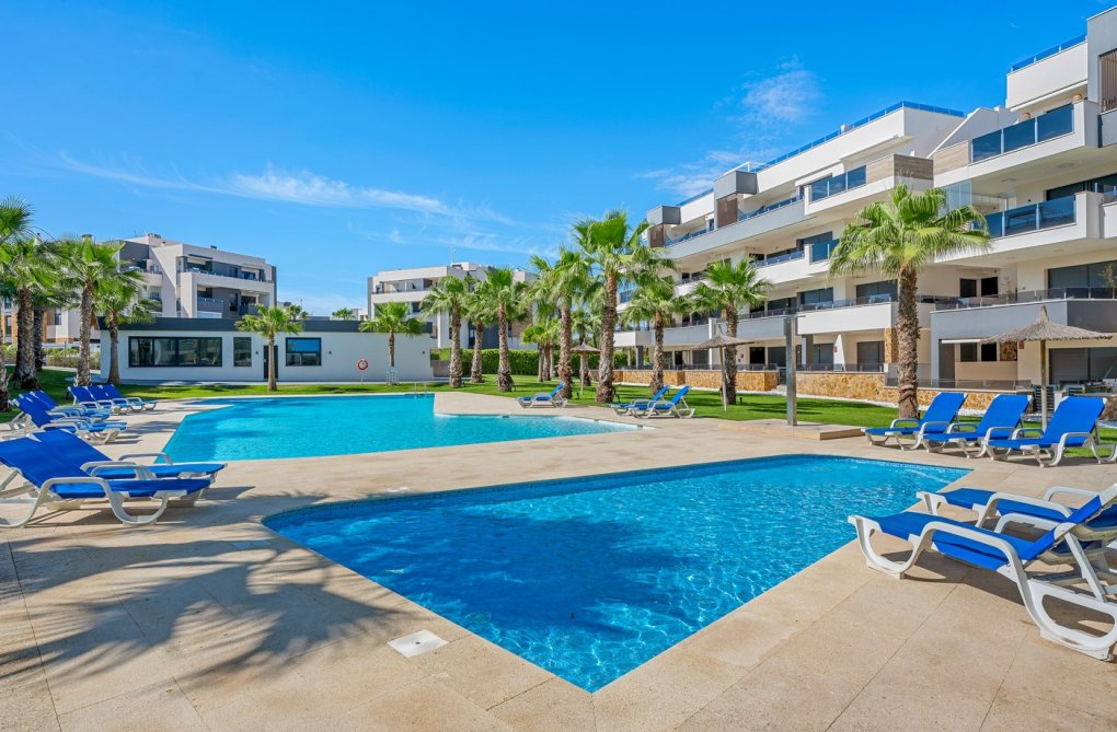 Resale - Apartment - Orihuela Costa - Costa Blanca