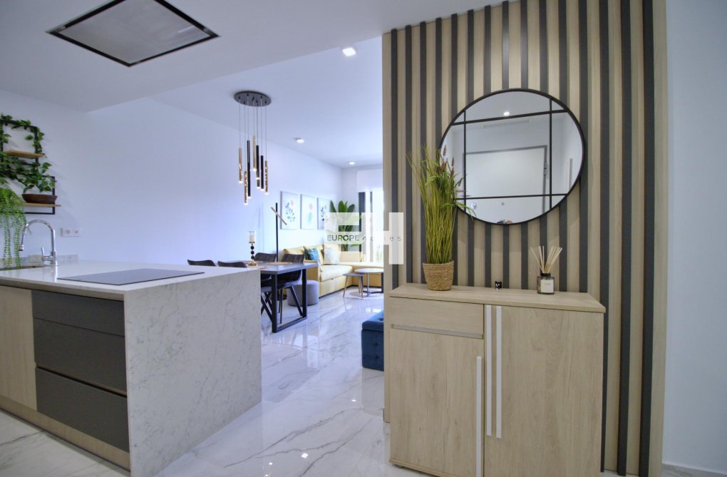 Resale - Apartment - Orihuela Costa - Punta Prima