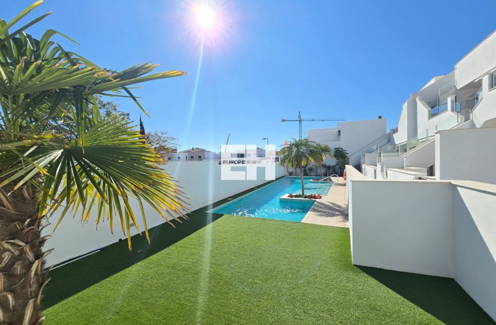 Resale - Apartment - Pilar de la Horadada - Costa Blanca