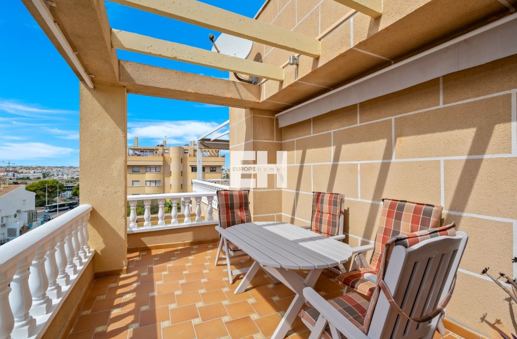 Resale - Apartment - Punta Prima - Costa Blanca